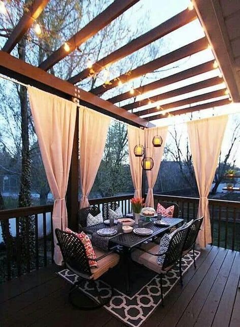 Backyard Deck Ideas - 10 Simple Updates to Try! - Joyful Derivatives Ombra Pergola, Design Per Patio, Pergola Diy, Patio Pergola, Pergola Lighting, Pergola Design, Summer Patio, Backyard Pergola, Deck With Pergola