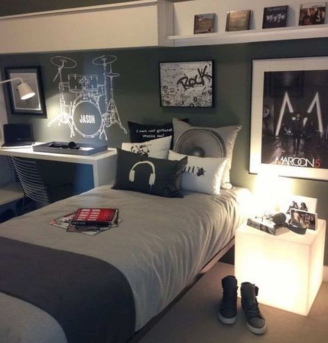 Grey-Wall-Color-for-Cool-Bedroom-Decorating-Ideas-with-White-Table-and-LED-Backlit-Side-Table Bilik Tidur Lelaki, Music Themed Bedroom, Bilik Tidur Mewah, Music Bedroom, Teenage Room Decor, Teenager Bedroom Boy, Teenage Boy Room, Boys Room Design