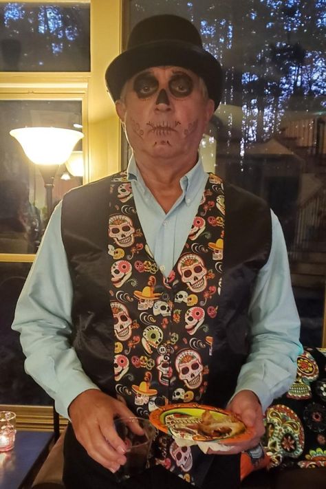 Want an easy Dia De Los Muertos costume for men? Simply buy this Day of the Dead vest for men (on Amazon). Complete your DIY costume for men with a hat and eye makeup. Click link to view this Dia De Los Muertos vest on Amazon. Diy Costume For Men, Diy Day Of The Dead, Diy Costumes Men, Day Of The Dead Makeup, Dead Costume, Costume For Men, Dead Makeup, Day Of Dead, Vest For Men