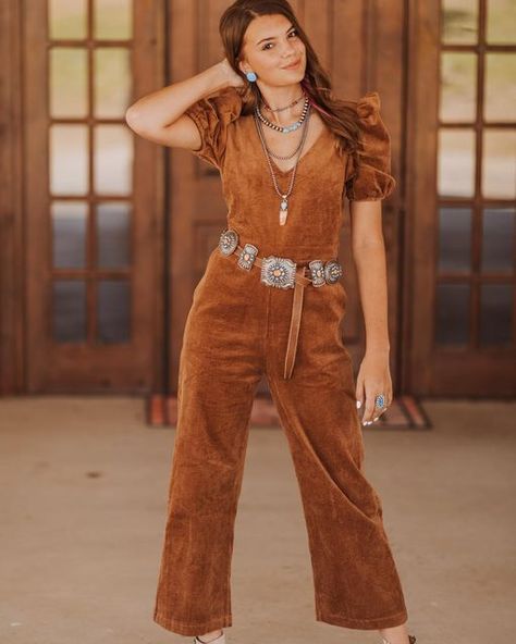 Western Jumpsuit Outfit, Western Wedding Outfits Guest, Western Jumpsuit, Rusty Rose, Killing It, Western Chic, Jumpsuit Outfit, Western Wedding, Fashion Photoshoot