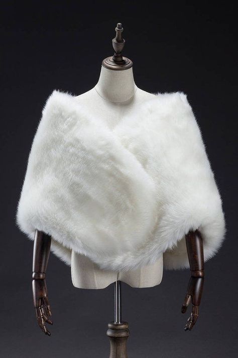 Faux Fur Shrug, Cape Wedding, Bridal Fur, White Fur Coat, Fur Shrug, Faux Fur Shawl, Chic Fashionista, Faux Fur Wrap, Fur Cape