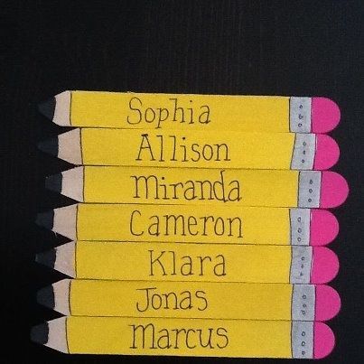 Magnetic pencil nametags made out of large popsicle sticks. I make these every year for my class. Great for keeping track of who has had a turn on the smartboard. Cut the end of the popsicle stick into a point. Paint with acrylic paints, write students names, spray with clear coat, and add magnet strip to back. Great keepsake for students at the end of the school year. Flip Sticks, Point Paint, Corner Office, Quiet Corner, School Theme, Beginning Of The School Year, Popsicle Stick, New Classroom, 1st Day Of School