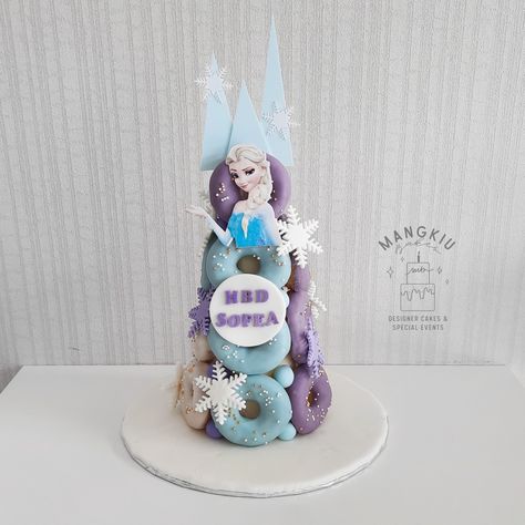 Frozen Themed Birthday Cake, Donut Tower, Cake Tower, Frozen Themed, Frozen Theme, Disney Frozen Elsa, Cake Donuts, Frozen Elsa, Elsa Frozen