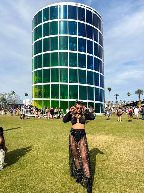 Black Coachella Outfit, Rave Theme Outfits, Rave Theme, Mesh Maxi Skirt, Festival Outfits Rave, Coachella Music Festival, Taylor Swift Tour Outfits, Ibiza Style, Swift Tour