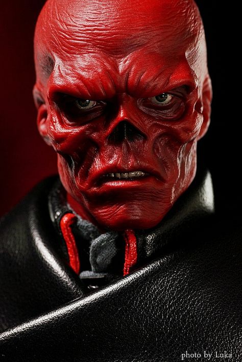 Red Skull Makeup, Marvel Red Skull, Red Skull Marvel, Batman Art Drawing, Marvel Tattoos, Marvel Photo, Marvel Villains, Arte Dc Comics, Red Skull