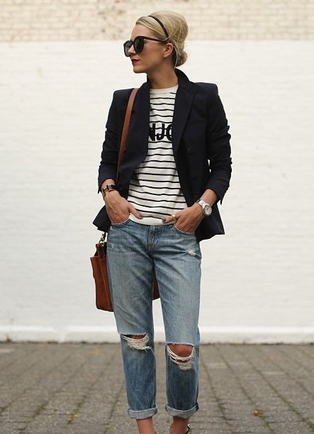 a blazer to dress up a t-shirt jeans Royal Blue Outfits, Blair Eadie, Outfit Jeans, Mode Inspo, 가을 패션, Mode Inspiration, Black Blazer, Jean Outfits, Style Me Pretty