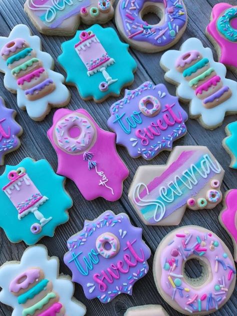 2 Sweet Birthday Cupcakes, Donut Birthday Cookies Decorated, Candy Theme Cookies, Two Sweet Cookies Decorated, Donut Cookies Decorated, Candy Decorated Cookies, Two Sweet Cookies, Sweet One Cookies, Candy Cookies Decorated