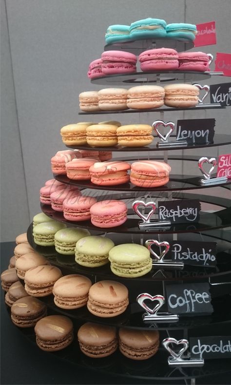 Another Wedding Favours Stand 240 Macarons Macaron Display Ideas, Macaron Stand, Milkshake Bar, Birthday 30, Party Sweets, Lemon Raspberry, Alternative Wedding, Macaroons, Wedding Favours