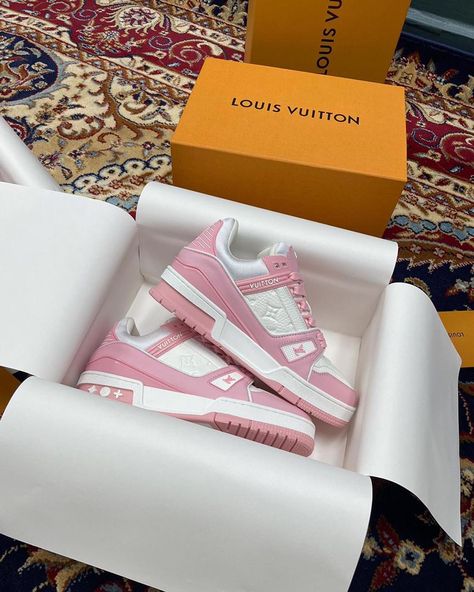 Pink Designer Shoes, Monogram Shoes, Soft Girl Style, Lv Sneakers, Expensive Shoes, Pretty Shoes Sneakers, Jordan Shoes Retro, Shoes Outfit Fashion, Cute Couple Outfits