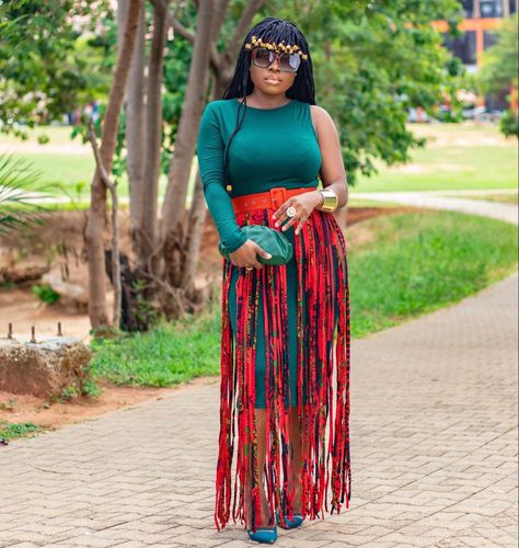 Ankara Belt, Zulu Traditional Attire, Graduation Suit, Style Ankara, Fringe Belt, Wedding Cloak, Green Bodycon Dress, Colour Combinations Fashion, African Print Dress Ankara