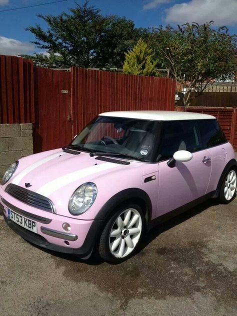 I soooo want this car!! Idk Cars, Pink Mini Cooper, Pink Mini Coopers, Pink Volkswagen Beetle, Black Mini Cooper, Red Mini Cooper, Car Aesthetics, Pink Car Accessories, Car Deco