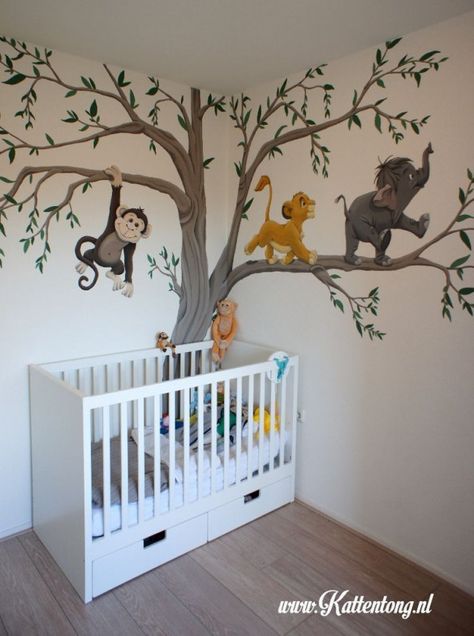 Mural Lion King and Jungle Book Baby Room  Kattentong.nl #babyroom #baby #room #murals Baby Room Design Modern, Jungle Baby Room, Lion King Nursery, Baby Room Boy, Small Baby Room, Boho Baby Room, Baby Nursery Inspiration, Baby Room Neutral, Baby Room Themes