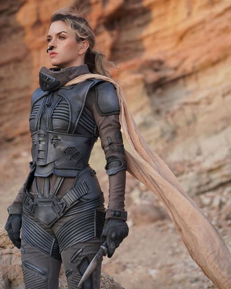 Dune Cosplay, Dune Film, Dune Art, Apocalyptic Fashion, Futuristic Fashion, Fete Halloween, Halloween Cosplay, Outfits Aesthetic, Costume Design