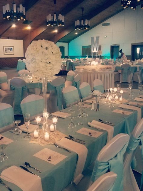 Tiffany Blue And Black Wedding Theme, Blue Silver And White Wedding, Tiffany Blue Party Decorations, Wedding Tiffany Blue, Cream Wedding Theme, Turquoise Wedding Theme, Silver And White Wedding, Purple Table Settings, Tiffany Blue Party