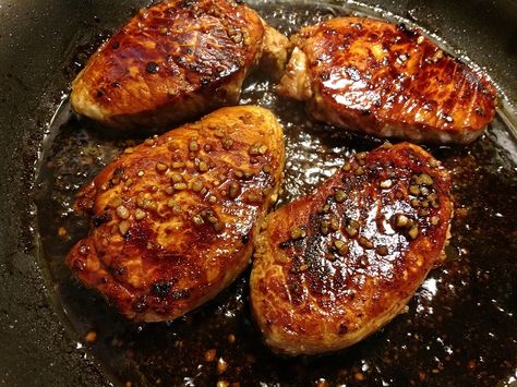 "Honey Orange Garlic Pork Chops" - Chowdown Lowdown Orange Pork, Glazed Pork Chops Recipes, Honey Pork Chops, Healthy Pork Chops, Garlic Pork Chops, Pork Chop Recipes Grilled, Boneless Pork Loin Chops, Garlic Pork, Honey Garlic Pork Chops