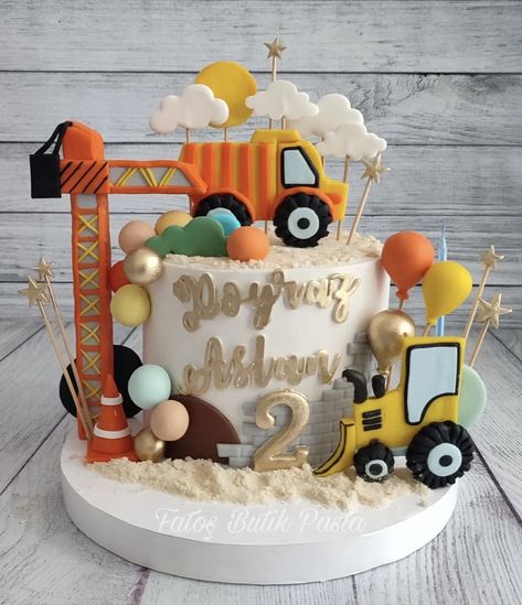 Construction Birthday Cake, Toddler Birthday Cakes, Construction Theme Birthday Party, Horse Birthday Parties, Horse Birthday, Diwali Craft, Construction Party, Construction Birthday, Toddler Birthday