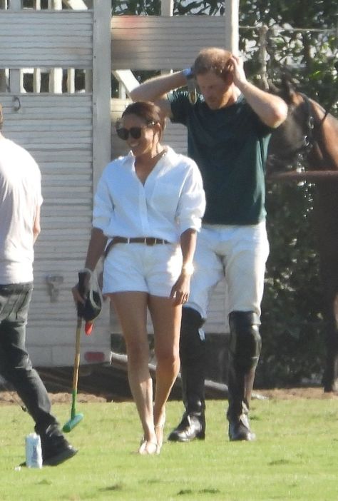 Polo Match Outfit, Estilo Meghan Markle, Polo Fashion, Polo Outfit, Polo Team, Meghan Markle Prince Harry, Markle Prince Harry, Meghan Markle Style, Polo Match