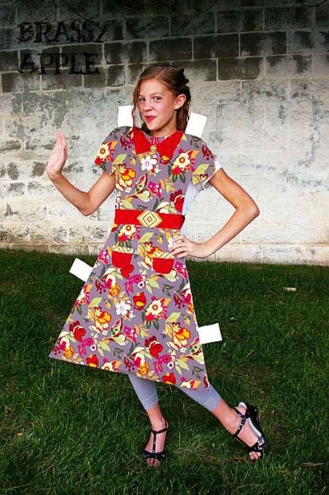 Paper Doll Diy Teen Halloween Costumes, Riverdale Halloween Costumes, Diy Halloween Costumes For Girls, Costumes For Teenage Girl, Best Diy Halloween Costumes, Diy Halloween Costume Ideas, Paper Doll Costume, Teen Halloween, Diy Girls