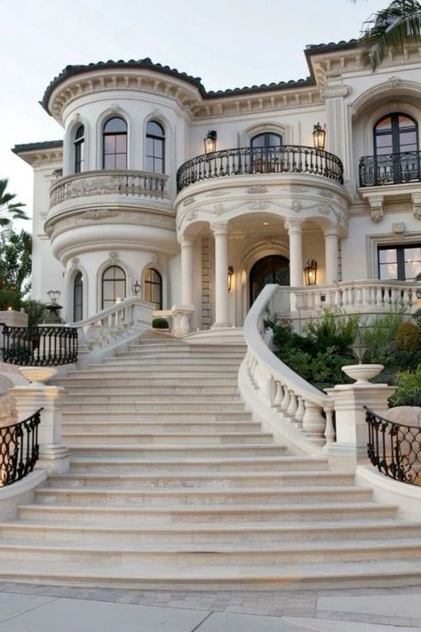 Fancy Building Aesthetic, Kylie Core, Aristocrat Aesthetic, French Mansion, Grand Villa, White Mansion, Mansion Aesthetic, Old Money House, Mansion Exterior