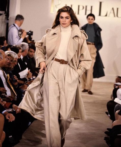 FASHION PASSION on Instagram: “@cindycrawford Ralph Lauren Fall/Winter 1990” 90s Runway Fashion, Mode Chanel, Kirsten Dunst, Looks Street Style, Keira Knightley, Cindy Crawford, Elle Fanning, Mode Inspo, Looks Chic