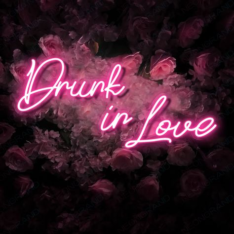 Led Word Sign, Rebranding Ideas, Neon Love, Neon Signs Quotes, Khao Yai, Custom Neon Lights, Love Neon Sign, Drunk In Love, Wedding Neon Sign