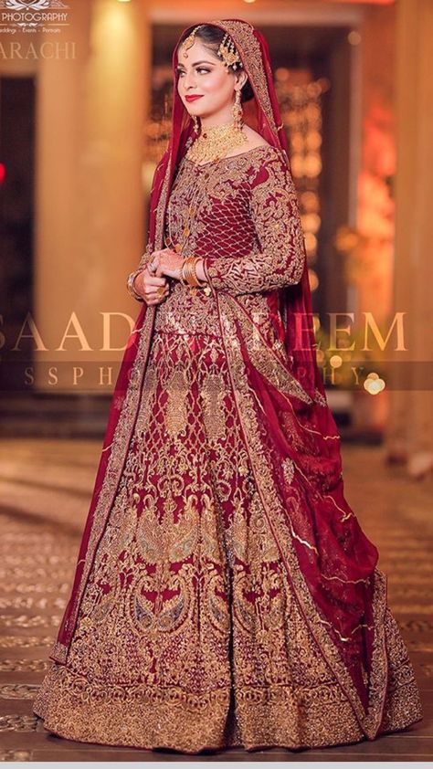 Bridal Langa, Red Bridal Dress, Wedding Lehenga Designs, Asian Bridal Dresses, Latest Bridal Dresses, Bridal Dresses Pakistan, Beautiful Pakistani Dresses, Indian Bridal Dress, Pakistani Wedding Outfits