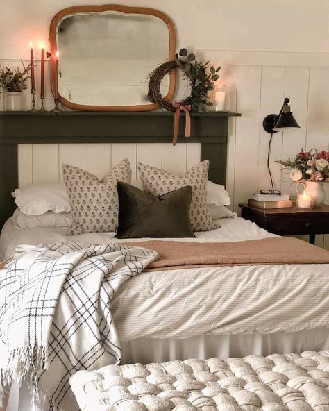 Above Bed Mirror Decor, Shiplap Headboard Wall, Black Headboard Bedroom Ideas, Above Headboard Decor, Frames Above Bed, Mirror Over Bed, Black Headboard Bedroom, Wood Headboard Bedroom, Shiplap Headboard