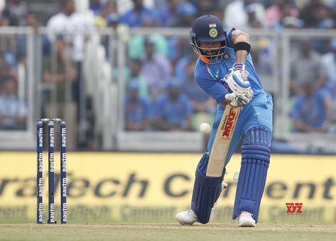 3rd T20I: Kohli lauds bowlers for victory over Australia - Social News XYZ Virat Kohli Cover Drive, Watch Live Cricket, Live Cricket Streaming, Virat Kohli Instagram, Virat Kohli Wallpapers, Shikhar Dhawan, India Cricket Team, Cricket Wallpapers, Cricket Score