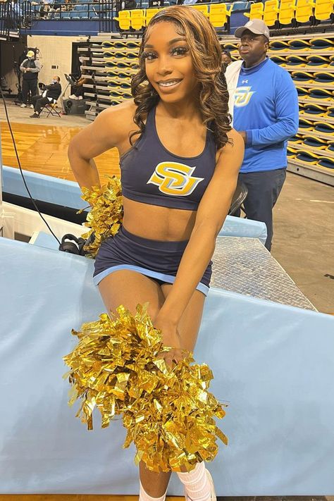 Freshman Southern University Cheerleader Dead at 19 After Social Media Post Was Flagged to School Farewell Note, Note On Instagram, Southern University, African American Studies, Gospel Songs, Behavioral Health, University Of Texas, Mississippi River, Health Challenge