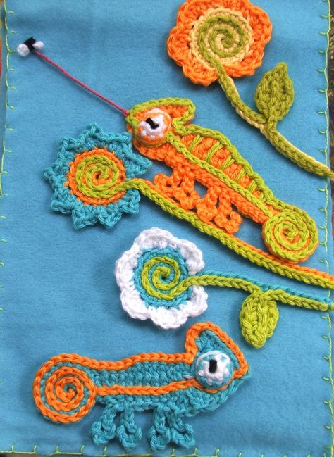 Susans Hippie Crochet: June 2012 Marque-pages Au Crochet, Crochet Creatures, Crochet Appliqué, Owl Crochet Patterns, Crochet Embellishments, Crochet Bookmark Pattern, Hippie Crochet, Small Wall Hangings, Crochet Bookmarks