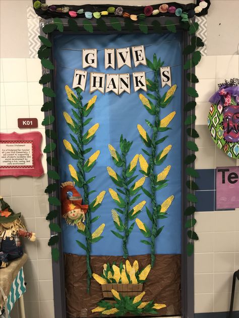 Corn Door Decoration, Harvest Classroom Door, Corn Bulletin Board Ideas, Farm Themed Classroom Door, Fall School Doors, Corn Stalks Decorations, Thanksgiving Classroom Door, Corn Decorations, School Hallway Decorations