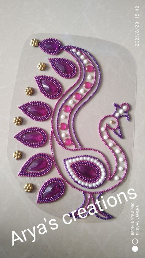 Kundan Stone Aari Work Design, Rangoli Patches Design, Peacock Aari Work Designs Drawing, Kundan Rangoli, Peacock Embroidery Designs, Simple Hand Embroidery Patterns, Birds Embroidery Designs, Rangoli Patterns, Hand Beaded Embroidery