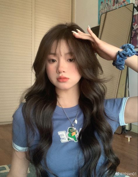 Korean Haircut, Hair Inspiration Long, Hairstyles For Layered Hair, Wavy Hairstyles, Hair Stylies, Chic Hairstyles, Haircuts For Long Hair, Asian Hair, Summer Hair