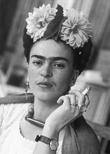 19 Times Frida Kahlo's Eyebrow Was On Fleek Freida Kahlo, Nickolas Muray, Tina Modotti, Frida Kahlo Paintings, Frida Kahlo Portraits, Kahlo Paintings, Frida Kahlo Style, Frida And Diego, Frida Art