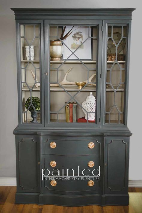 China Cabinet Painted in Annie Sloan Graphite and French Linen China Cabinet Painted, Painted China Cabinet, Annie Sloan Graphite, Gray Painted Furniture, Annie Sloan Painted Furniture, Painted China Cabinets, Antique China Cabinets, Cabinet With Glass Doors, Redo Cabinets