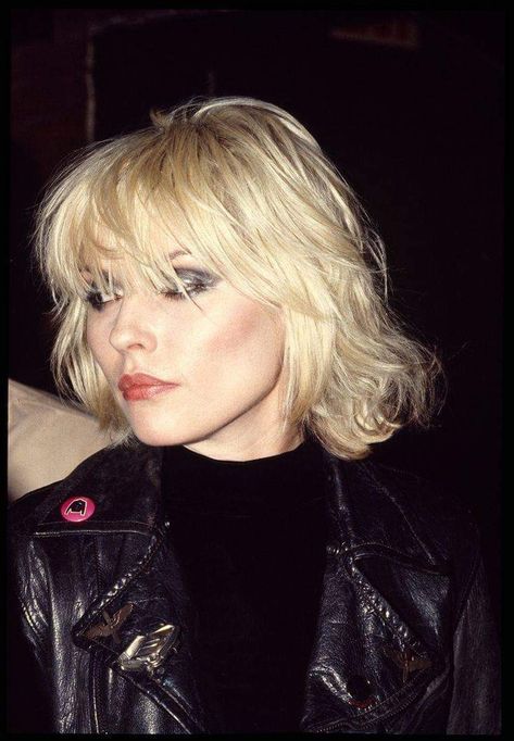 Debbie Harry Hair, Deborah Harry Blondie, Deborah Harry, Blondie Debbie Harry, Debbie Harry, Jim Morrison, Grunge Hair, Hairstyles With Bangs, Hair Looks