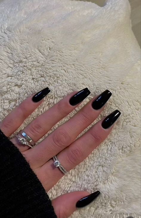 Basic Black Nails Acrylic, Coffin Nails Plain Color, Simple Acrylic Nails Solid, Black Acrylic Nails Ballerina, Black Rectangle Nails, All Black Coffin Acrylic Nails, Coffin Shaped Black Nails, Black Coffin Shaped Nails, Nail Designs Coffin Black