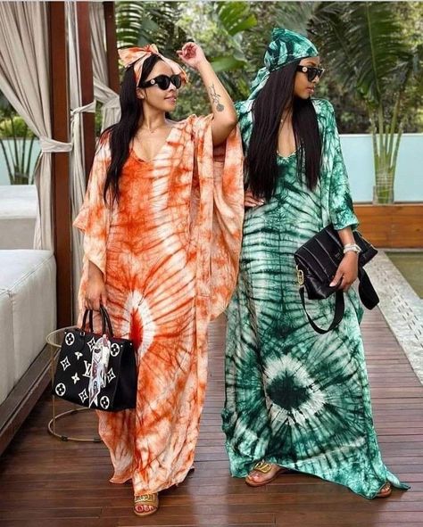 Adire Styles For Ladies 2024, Beyoncé Fashion, Adire Styles For Ladies, Yoruba Fashion, Boubou Styles For Women, Classy Short Dresses, Modest Dresses Fashion, Kaftan Designs, African Print Dress Ankara