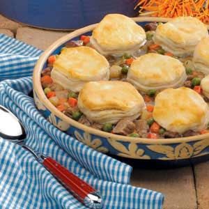 beef potpie with biscuits for the beefeater in your home; would be good  meatless too! Pot Pie Casserole, Chicken Pot Pies, Chicken Pot Pie Casserole, Turkey Pot Pie, Easy Chicken Pot Pie, Pot Pies Recipes, Pot Pies, Chicken Pot, Chicken Pot Pie