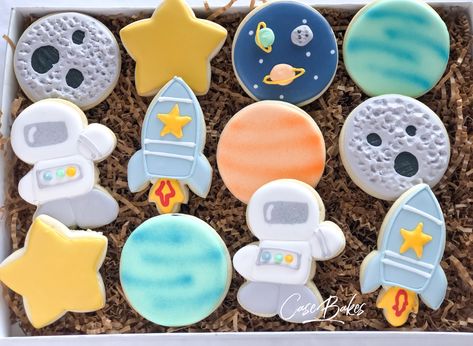 Set comes with a dozen cookies as pictured. Each cookie comes individually heat sealed for freshness. Please leave the name or age, or any other notes at checkout.Cookie sets on our website are sold as pictured. We can customize the names/ages/colors. If you would like something more custom please contact us for a custom order. Space Sugar Cookies, Outer Space Cookies, Planet Cookies, Astronaut Cookies, Space Cookies, Cookie Sets, Cutout Cookies, Baby Projects, Cookie Ideas