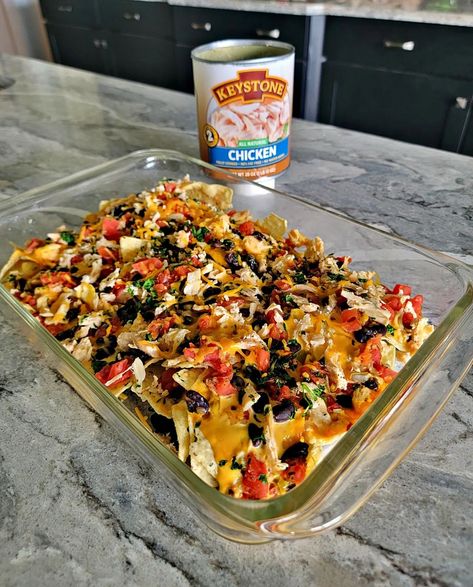 March is all about #basketball, and these Keystone Chicken #Nachos made by IG/laurielivinlife are the perfect "assist" for your game day spread. 🏀 😋 Keystone Canned Beef Recipes, Minestone Soup, Kayce Dutton And Monica, Keystone Habits, Canned Meats, Keystone Rv, Family Favorites, Nachos, Recipe Using