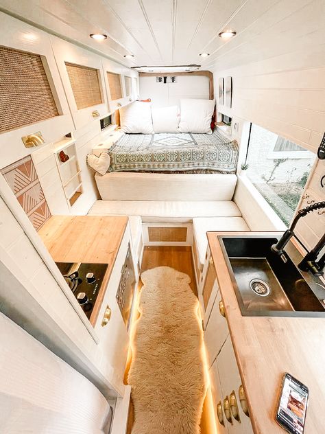 LWB Mercedes Sprinter with Unique full time living layout | Quirky Campers Vanlife Layout, Sprinter Van Layout, Motorhome Layout, Sprinter Van Conversion Layout, Campervan Layout, Campervan Inspiration, Living Layout, Sprinter Van Camper, Van Conversion Layout