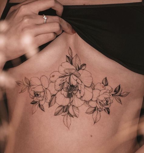 Peony Tattoo Sternum, Wildflower Tattoo Sternum, Floral Underbust Tattoo, Female Belly Tattoos, Floral Tattoo Sternum, Under Breast Tattoos For Women Flower, Chest Tattoo Female Underboob, Underbreast Tattoo Floral, Peony Chest Tattoo Female