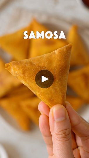 Keema Samosa, Make Flour, Minced Chicken, Homemade Chinese, Homemade Chinese Food, Ginger Paste, Spring Roll Wrappers, Texture Skin, Potatoes Onions