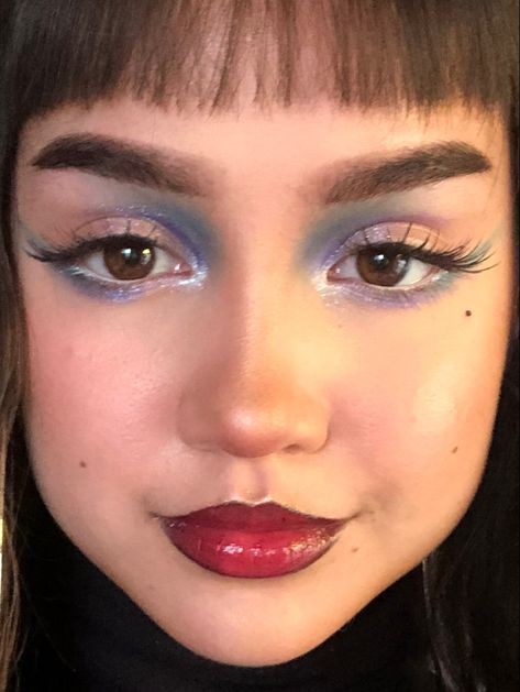 Fun Eyeshadow Hooded Eyes, Colourful Under Eye Makeup, Fun Birthday Makeup, Undereye Makeup Looks, Blue Red Makeup, Funky Makeup Looks, Simple Colorful Eye Makeup, Artsy Makeup Look, Euphoria Inspired Makeup