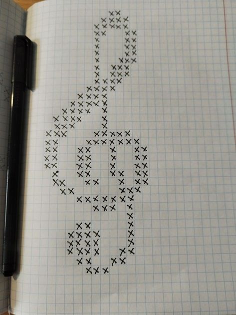 Drawing With Graph Paper Ideas, Drawing On Grid Paper, Pixel Art Notebook, Things To Draw On Graph Paper, Graph Paper Art Pattern, Cute Pixel Drawing, Pixel Drawing Easy, Pixel Art Grid Easy Small, Graph Paper Art Easy