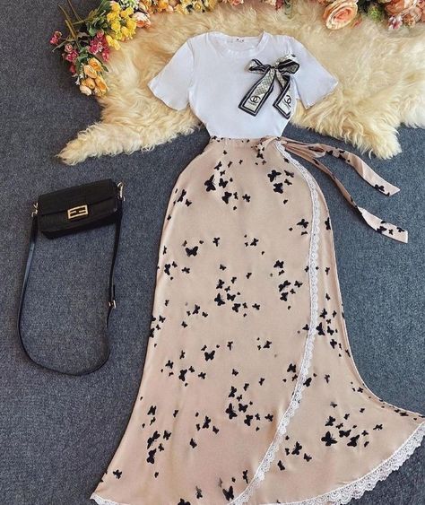 #dressup #style #fashion #outfit #outfit2023 #2023collection #bags #fulllenthdress Cute Outfits With Shorts, Hijab Fashion Summer, Trendy Suits, Amazing Watches, Muslimah Fashion Outfits, African Clothing Styles, Fashionista Clothes, Stylish Work Outfits, Fashion Inspiration Design