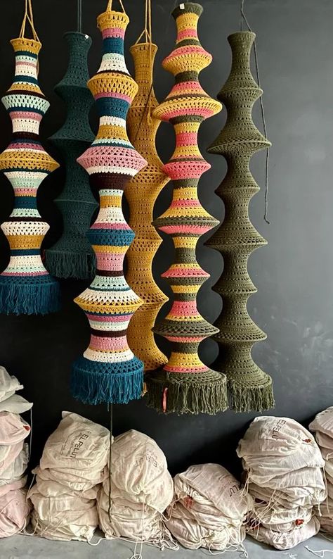 Lamp Haken, Crochet Lantern, Crochet Lamp, Crochet Wall Hanging, Lamps Design, Crochet Wall Art, Crochet Wall Hangings, Deco Luminaire, Crochet Home Decor