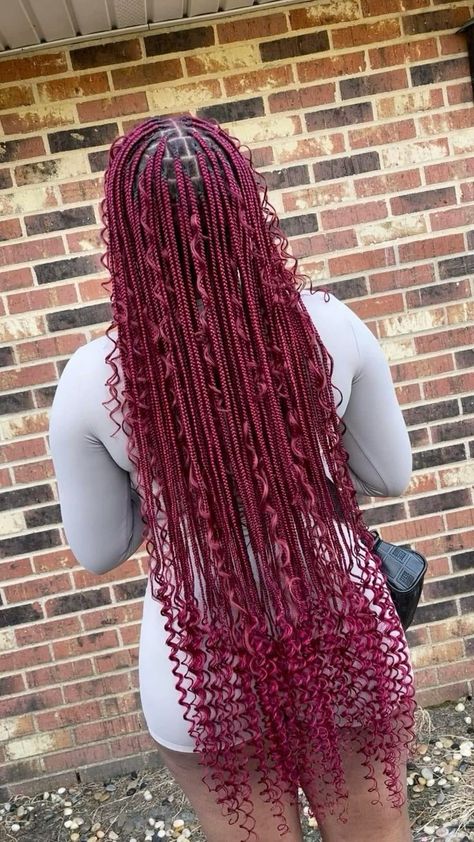 Red And Black Boho Braids, Maroon Goddess Knotless Braids, Cherry Red Knotless Braids, Maroon Knotless Braids With Curls, Maroon Boho Braids, Maroon Goddess Braids, Burgundy Stitch Braids, December Hairstyles For Black Women, Maroon Braids For Black Women