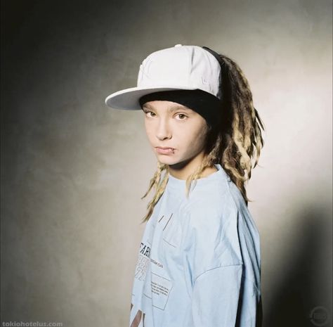 Tom Kaulitz Photoshoot, King Tom, Celebrity Photo, Bill Kaulitz, Tom Kaulitz, Tokio Hotel, Rare Photos, Pretty Men, My Crush